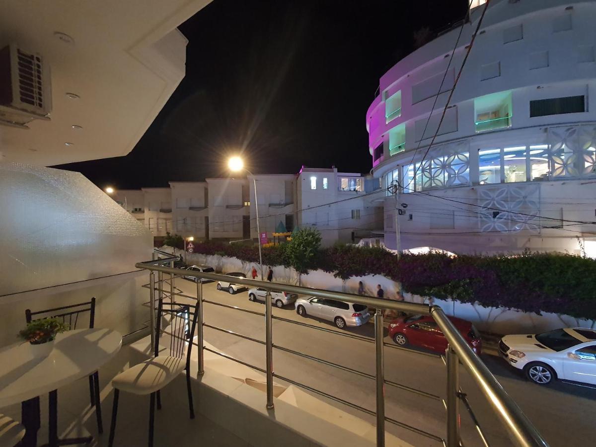 Gusto Di Casa Hotell Sarandë Exteriör bild